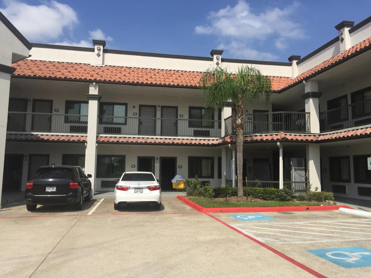 هيوستن Island Suites Hobby Airport المظهر الخارجي الصورة