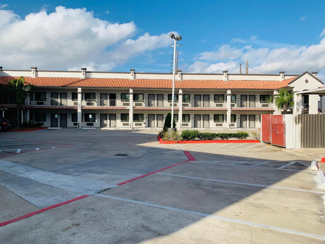 هيوستن Island Suites Hobby Airport المظهر الخارجي الصورة