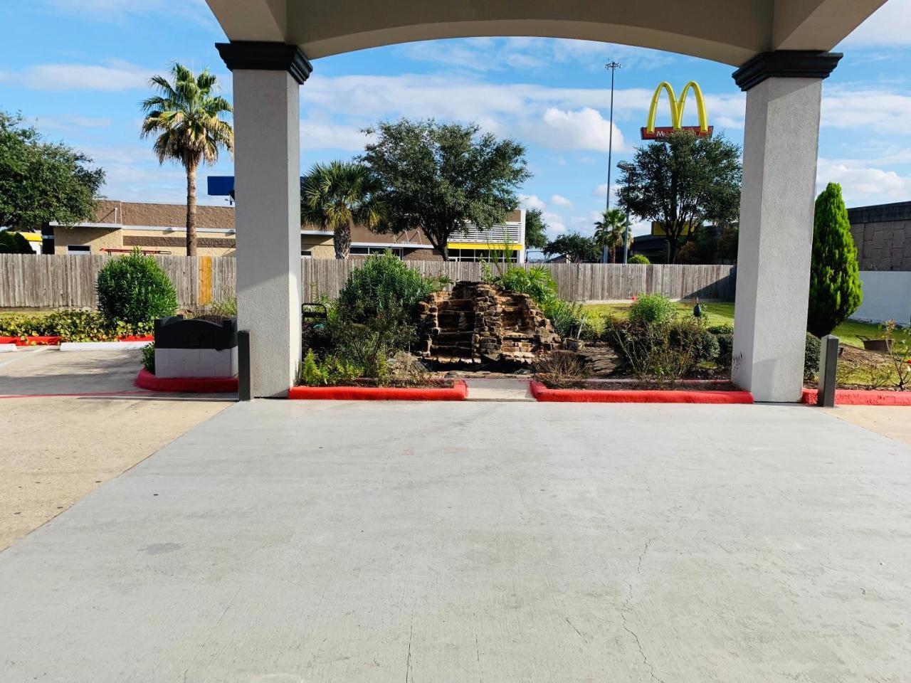 هيوستن Island Suites Hobby Airport المظهر الخارجي الصورة